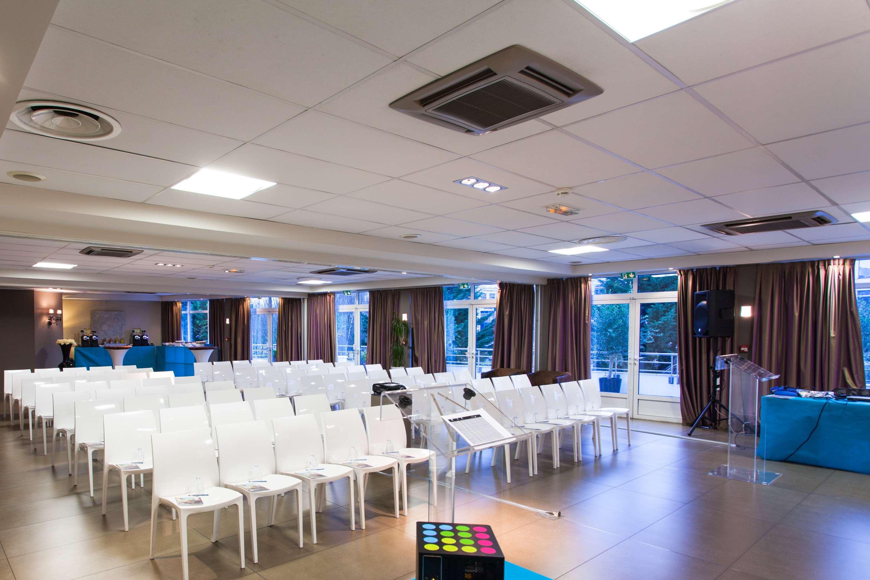 Hotel Du Parc Roissy - Parc Des Expositions 4*